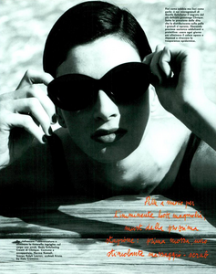 Hanson_Vogue_Italia_August_1992_02.thumb.png.75867705c44dd134dba03662f5521569.png