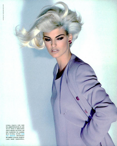 Inattesi_Colori_Demarchelier_Vogue_Italia_August_1991_06.thumb.png.e727f8602060cb24b4ca61809a64c103.png
