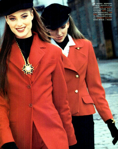 Maser_Vogue_Italia_August_1992_06.thumb.png.b2383db09976e24cf48aa0be77f81907.png