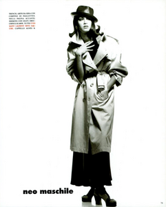 Mix_Up_Demarchelier_Vogue_Italia_August_1991_04.thumb.png.7460f28db8ba48dcea7dae4a13cad7bb.png