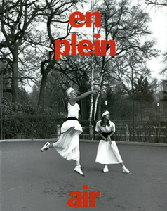 Plein_Air_Chin_Vogue_Italia_March_1993_02.thumb.png.e2e42dae4ee1e83bd1f3827fd98e5128.png