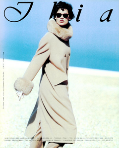 Sacha_Ilia_Fall_Winter_93_94_10.thumb.png.3159d3d815aff2979f199cc1d552574c.png