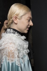 backstage-defile-erdem-printemps-ete-2019-londres-coulisses-110.thumb.jpg.0b3a7a85b7621250bbf9ecd93f364d3c.jpg