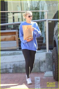 brody-jenner-josie-canseco-grab-breakfast-in-malibu-05.jpg