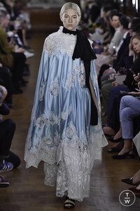 erdem-ss19-046-e91a48.thumb.jpg.e968dc6871ef8db44c1c3da211bdf2ba.jpg