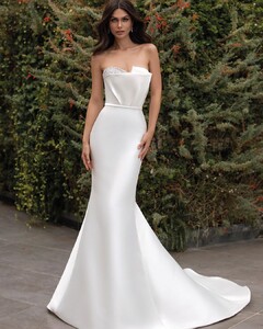 pronovias_104122327_119248369537157_3047020571951692939_n.jpg