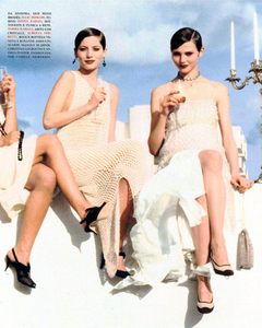 von_Unwerth_Vogue_Italia_June_1993_02.thumb.png.cd1a0f6e78d569152979eb1ecb575dfc.png