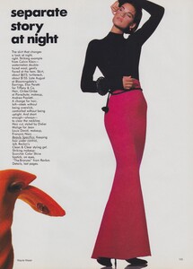 1013015927_VOGUEUSJul198805.thumb.jpg.95c00d484f81a0d89914429fffaebf86.jpg