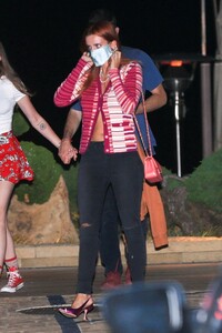       tho090820BZN image106.jpg