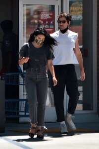      men010820BZN image104.jpg