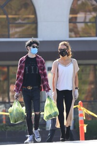       kat060820BZN image130.jpg