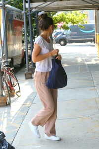       hol070820BZN image103.jpg