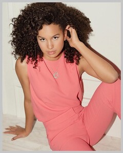 740full-sofia-wylie (24).jpg