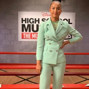 740full-sofia-wylie (2).jpg