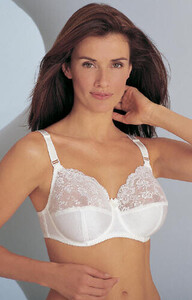 Krista Louise Taylor (3).jpg