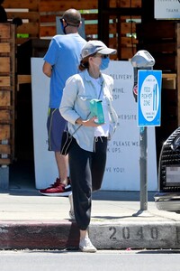          mar100820BZN image113.jpg