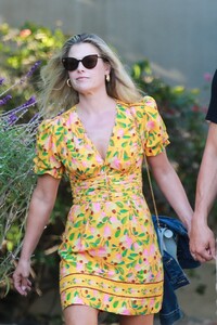        lar150820BZN image120.jpg