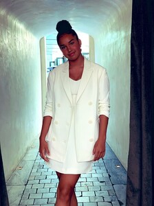 740full-sofia-wylie (30).jpg