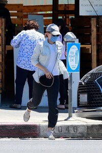          mar100820BZN image118.jpg