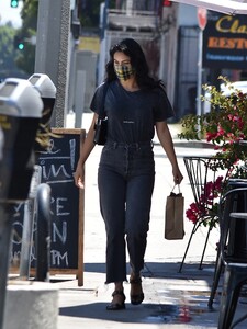      men010820BZN image109.jpg