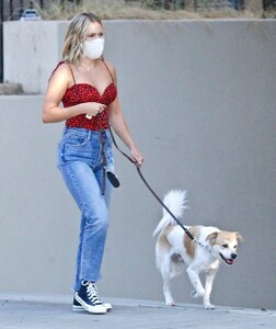         hol140820BZN image111.jpg