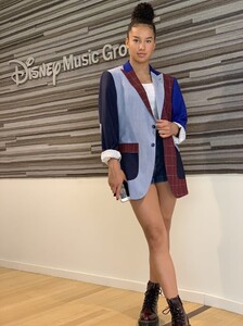 740full-sofia-wylie (29).jpg