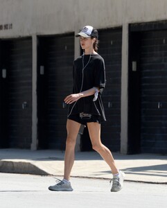     qua050820BZN image25.jpg