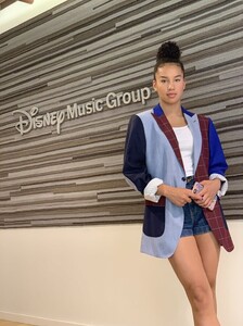 740full-sofia-wylie (30).jpg