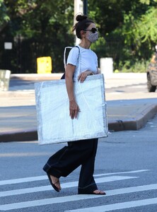      hol020820BZN image123.jpg