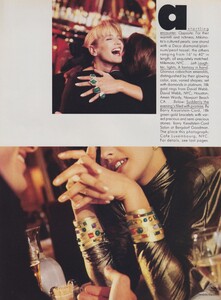 Blanch_US_Vogue_December_1986_05.thumb.jpg.629ae9ab795ce109d30edc2a87fe89e1.jpg