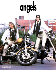Golden_Angels_Hanson_Vogue_Italia_September_1992_02.thumb.png.98011a01ccc20273b457bab245db1360.png