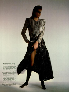 Hiro_Vogue_Italia_March_1986_01_01.thumb.png.35673c5704a9b03ad8b840419677a795.png