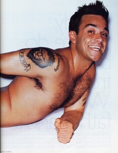 MANCHILD-Mario-Testino-l-Robbie-Williams-l-06.thumb.jpg.0a46e40786f50d026369b288f0b48fa4.jpg
