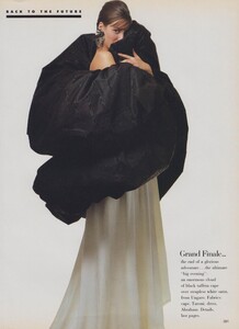 Meisel_US_Vogue_November_1986_10.thumb.jpg.6292b287f8ff103bf01998c8447802e9.jpg