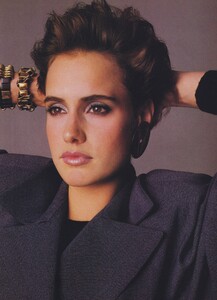 Piel_US_Vogue_October_1986_02.thumb.jpg.4515f896407674bd4f964896f16eccd7.jpg