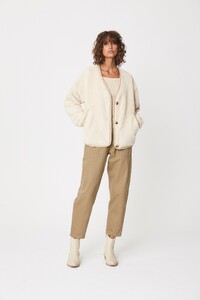 SherpaJacket_Juniper-ROWIE_043.jpg