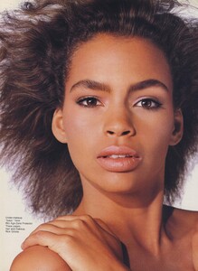 Skin_King_US_Vogue_October_1986_01.thumb.jpg.b43d1da02daf2815d66e0c597b530afb.jpg