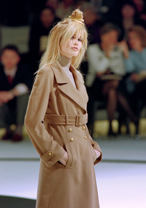 chanel-fw-1996.png