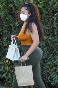 jordyn-woods-at-toscanova-in-calabasas-08-11-2020-4.jpg