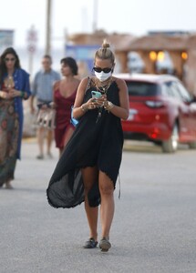 rita-ora-out-in-ibiza-08-10-2020-4.jpg