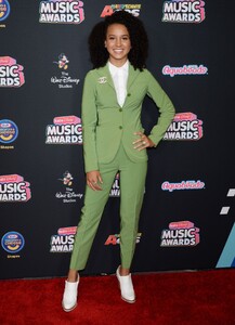 sofia-wylie-2018-radio-disney-music-awards-in-la-0.jpg