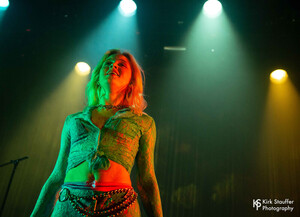 zara-larsson--neptune-theater_48767296976_o.jpg