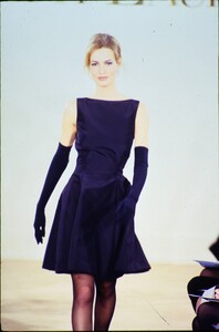 853611518_ralph-lauren-ss-1991(1).thumb.jpg.497edf84cd4c8efd750b2adbba8984b9.jpg