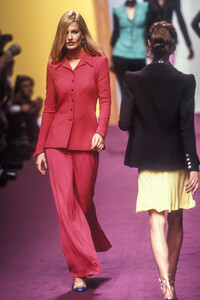 925054476_KarlLagerfeld1995WomenRTW38.thumb.jpg.5f7cc3e56bcf0bfdda2ca6424f626417.jpg