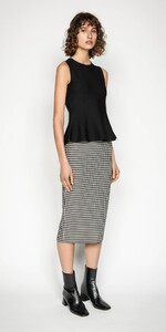 Houndstooth-Jacquard-Midi-Pencil-Skirt-T70011-W20_1000x2000_637306005066104594_T70011-S20-984-1.jpg