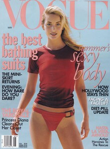 Meisel_US_Vogue_May_1997_Cover.thumb.jpg.81e778c4b0951e3f7362df12ddd9e8bc.jpg