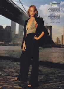 New_York_Meisel_US_Vogue_July_1997_10.thumb.jpg.f676f378755a5f6c5e2cd679bfe930c2.jpg