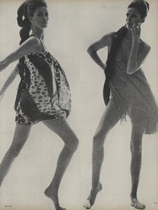 Stern_US_Vogue_May_1966_06.thumb.jpg.d35369250e707cb31f3c89ab950d8e16.jpg