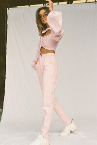 bottoms-artique-trousers---pink-4_720x.thumb.jpg.e2229338b548db87df9633dad94e935c.jpg