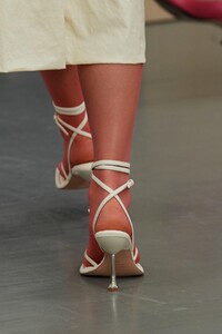 detail-defile-sportmax-printemps-ete-2021-milan-detail-50.thumb.jpg.02e0bb7afe3237426a00b8ebec08b4e8.jpg